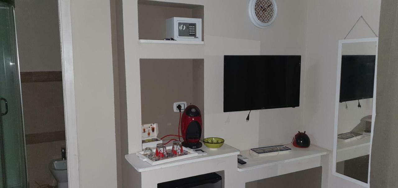 Guesthouse Luisella Cagliari Dış mekan fotoğraf
